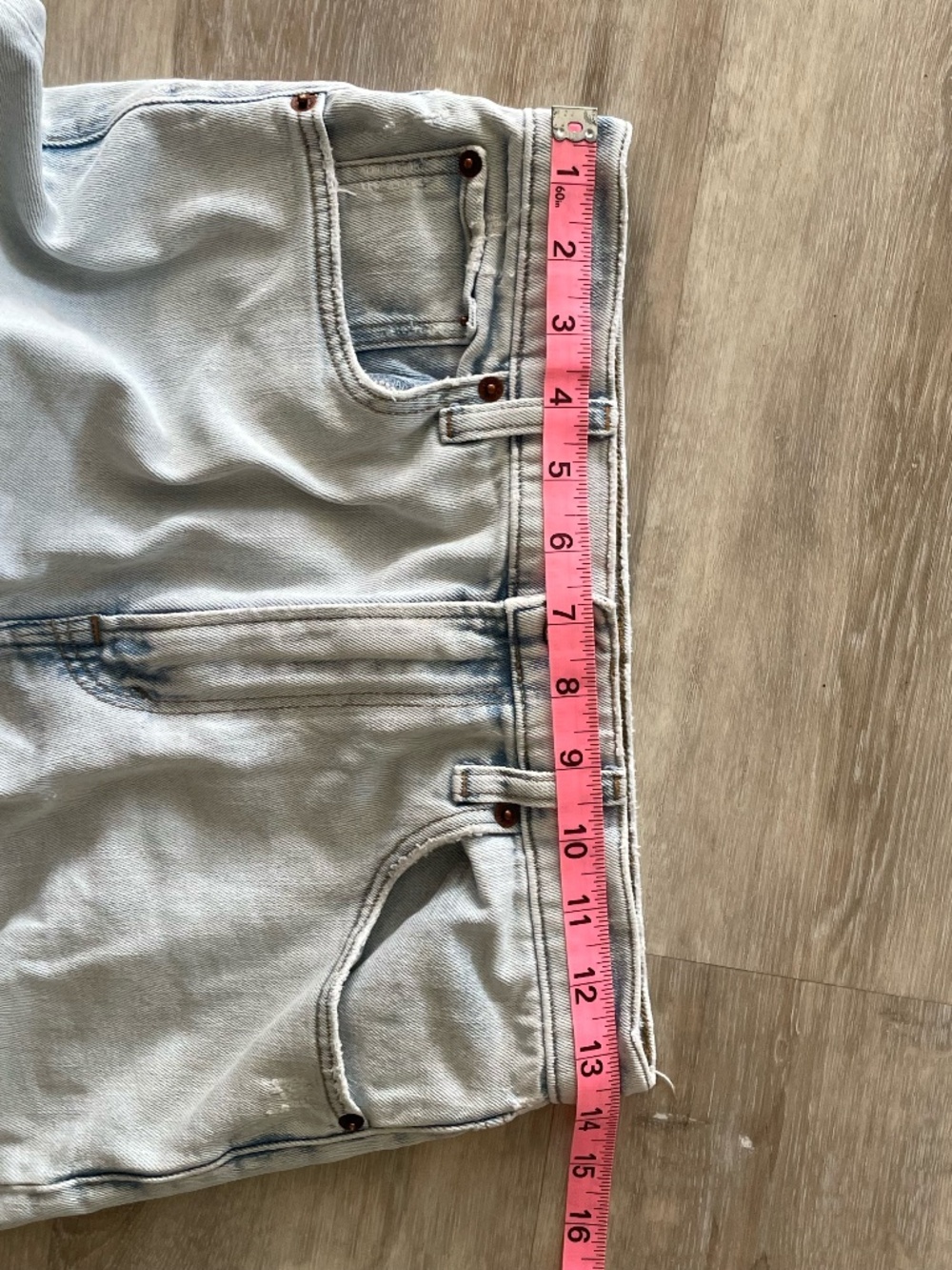 Abercrombie & Fitch 90s High Rise Slim Straight Split Hem Jeans | Light Wash 27 - Picture 6 of 13